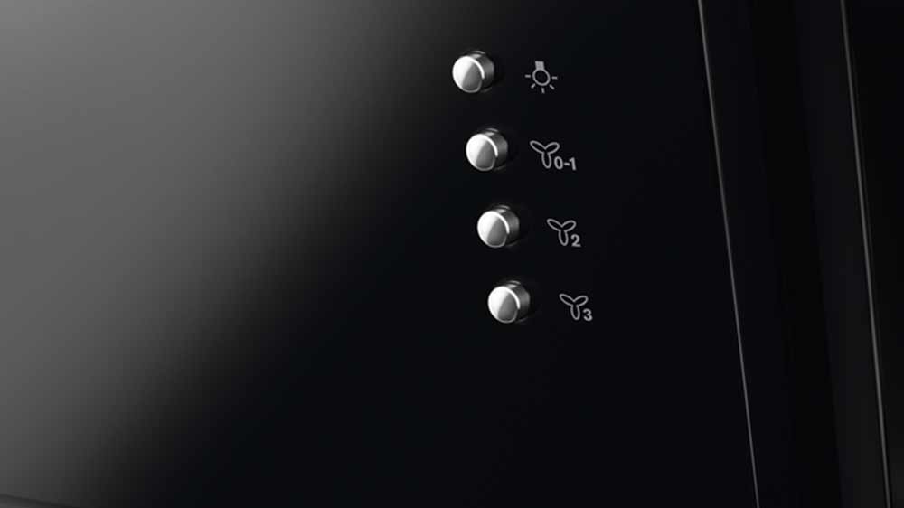 Detail na ovládání komínového odsavače par ELECTROLUX LFV316K_04