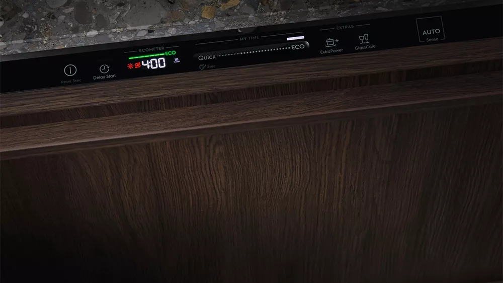 Displej vestavn&eacute; myčky n&aacute;dob&iacute; Electrolux EES48200L_02