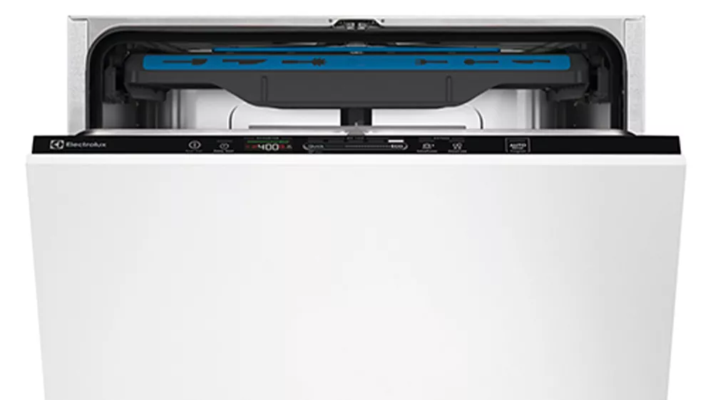 Z&aacute;suvka ve vestavn&eacute; myčce n&aacute;dob&iacute; Electrolux EES48200L_03