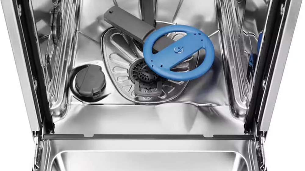 Vestavn&aacute; myčka n&aacute;dob&iacute; ELECTROLUX KEMC3211L rameno SatelliteClean_04