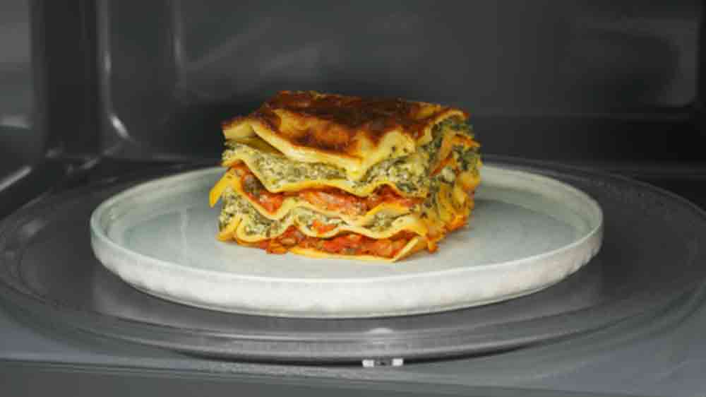 Lasagne v mikrovlnné troubě Electrolux_03