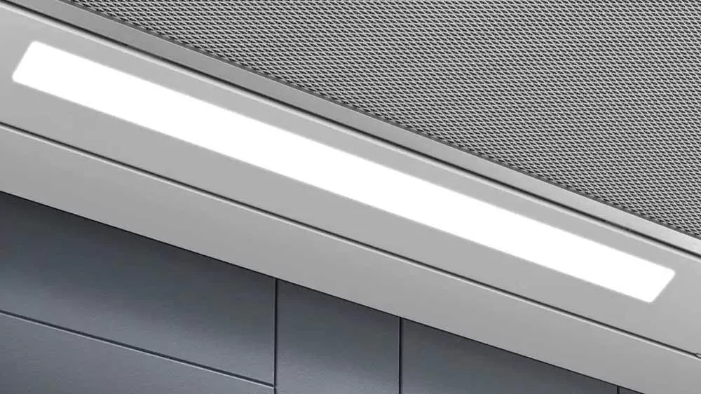 LED osvětlení Pure Illumination výsuvné digestoře Electrolux LFP416X_02