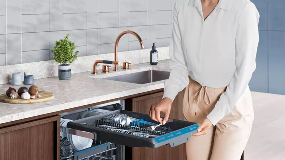 Z&aacute;suvka MaxiFlex na př&iacute;bory u myčky n&aacute;dob&iacute; Electrolux ESM48210SX_04