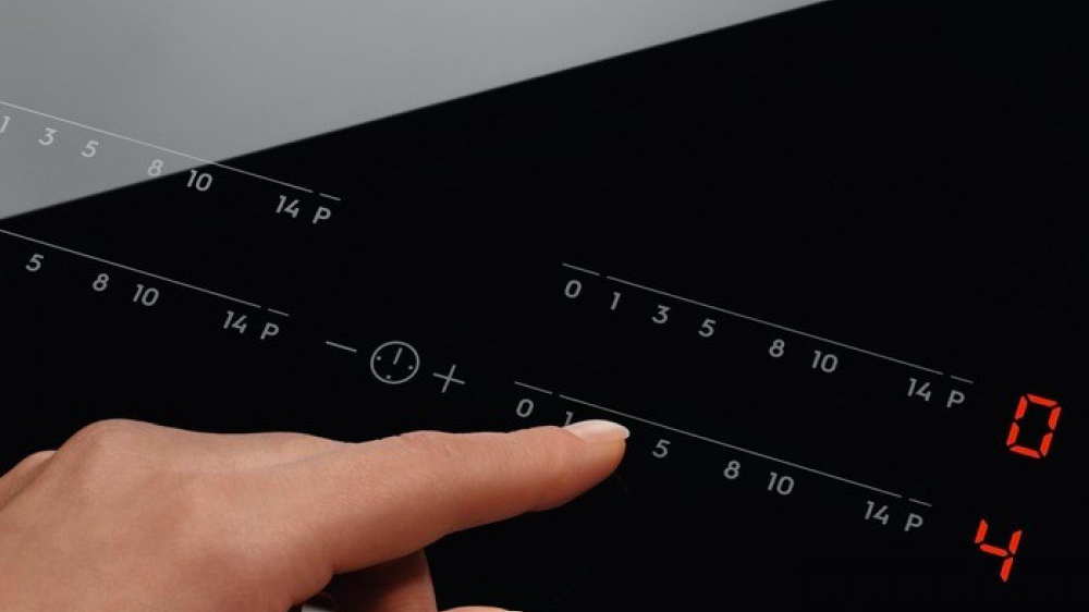 Displej Indukční varná deska Electrolux EIT60443X_02