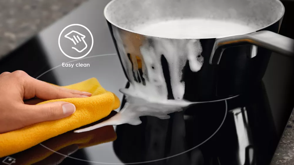 Lehká údržba na Varné indukční desce ELECTROLUX LIT30230C_03