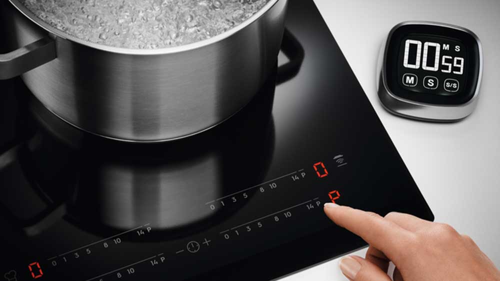 Indukční varná deska Electrolux EIV64453_02