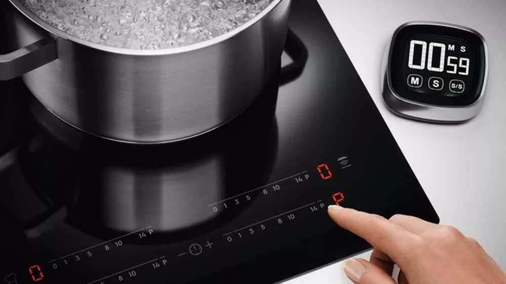 Indukční varná deska Electrolux EIV64453_02