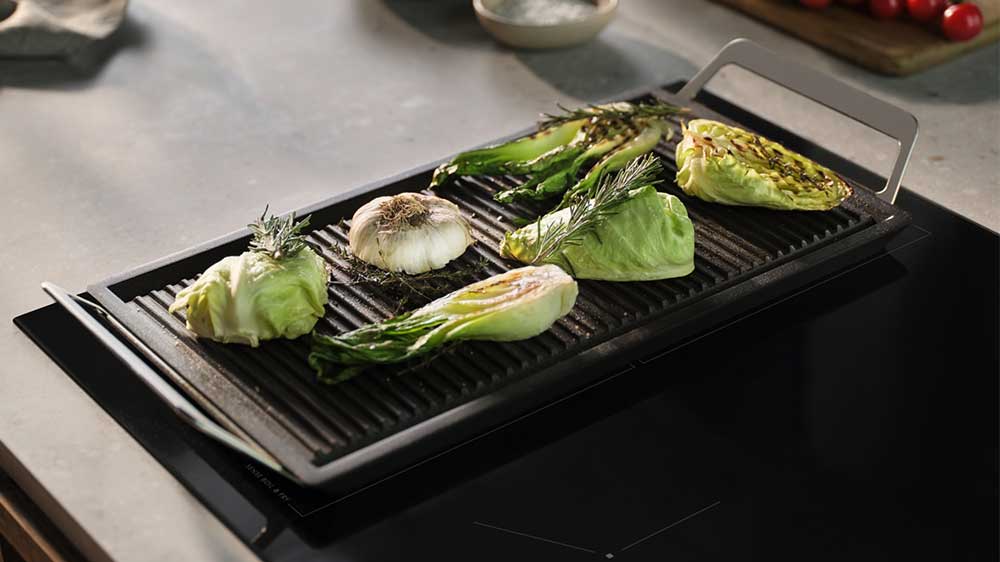 Indukční varná deska Electrolux EIS87453 v kuchyni_03