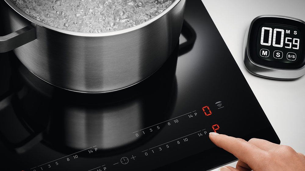 Indukční varná deska ELECTROLUX EIV85453_03