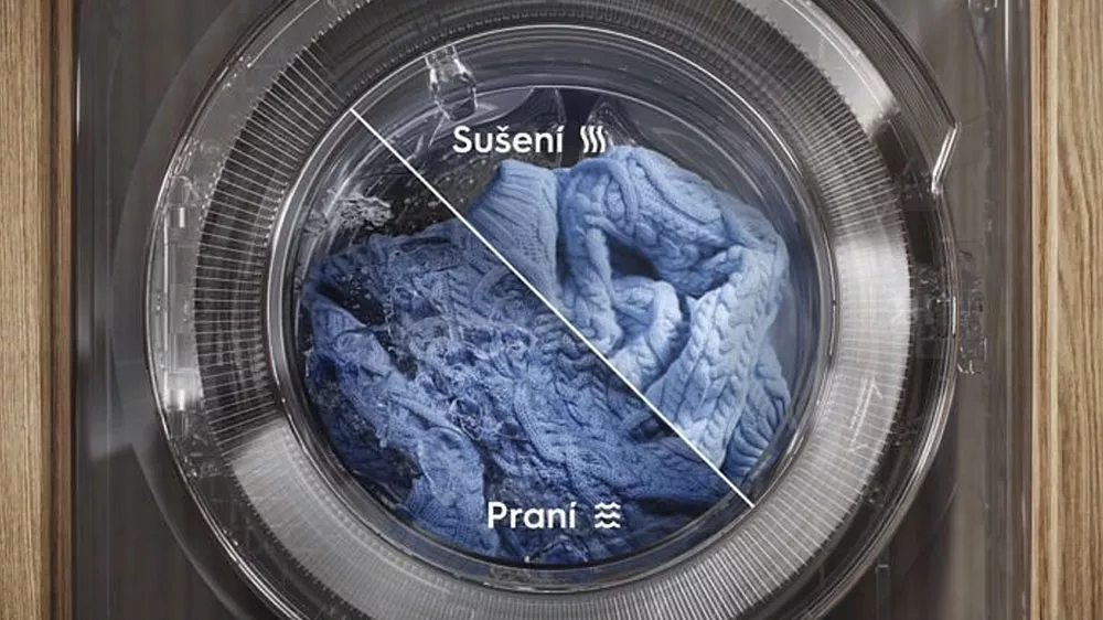 Pran a suen prdla v pračce se suičkou Electrolux 700 SteamCare EW7W2682C_03