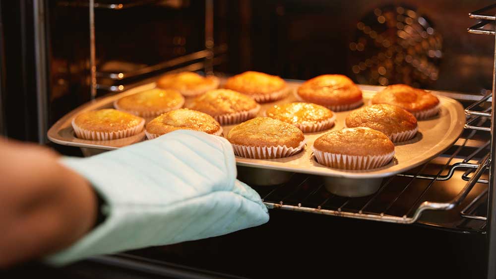 Upečené muffiny v troubě_03
