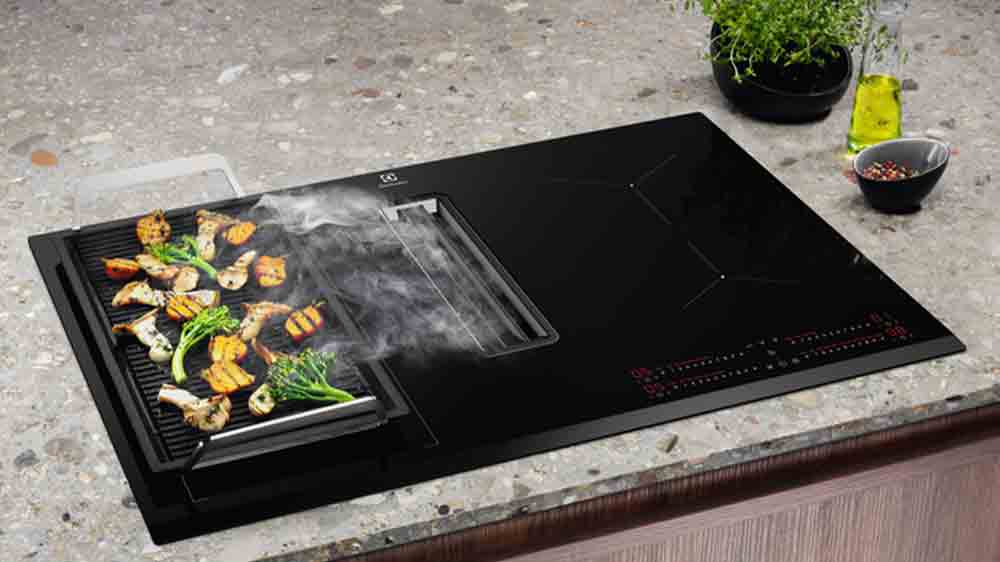 Vaření na varné desce Electrolux 600 ECC8344_02