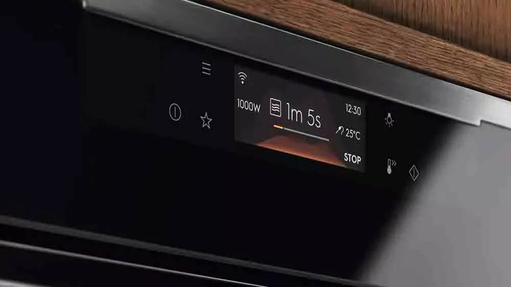 Displej multifunkční horkovzdušné trouby Electrolux KVLBE09H_03