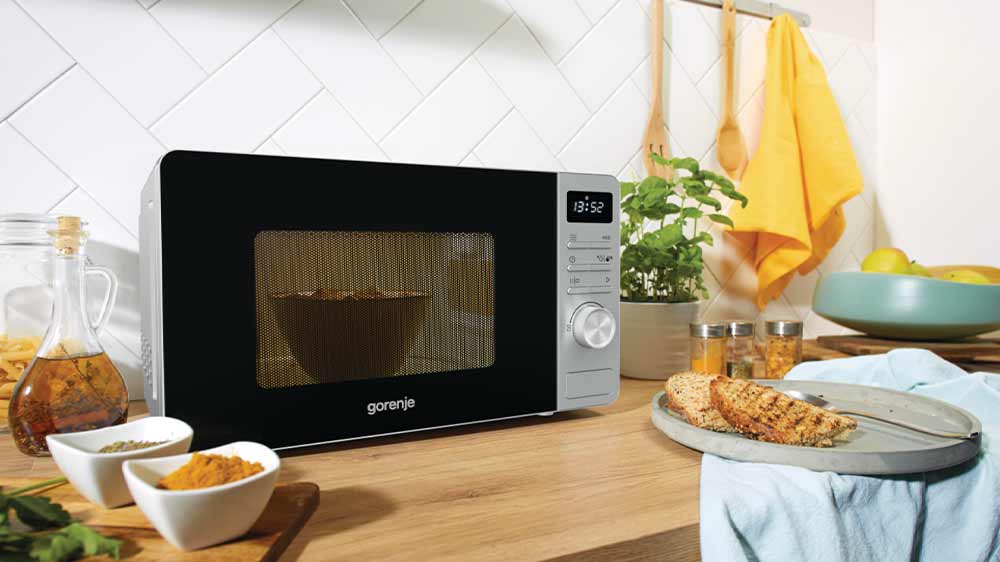 Mikrovlnná trouba Gorenje MO20A3X v interiéru_02