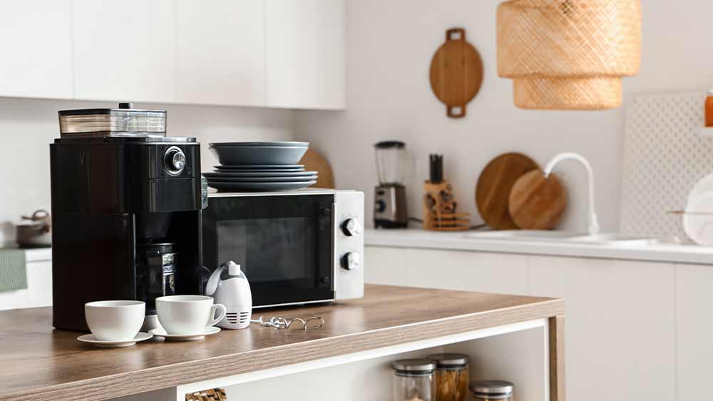 Mikrovlnná trouba v kuchyni_02