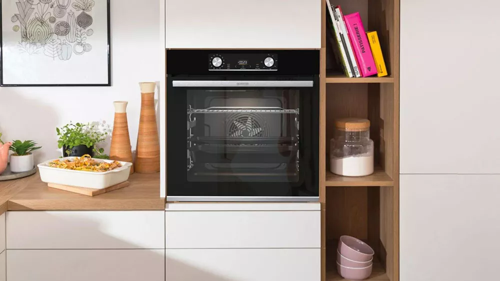 Vestavn&aacute; trouba Gorenje BOSX6737E09BG_01