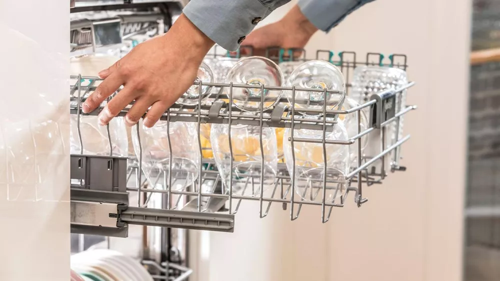 Horn&iacute; ko&scaron; myčky n&aacute;dob&iacute; Gorenje GI643D90X_04