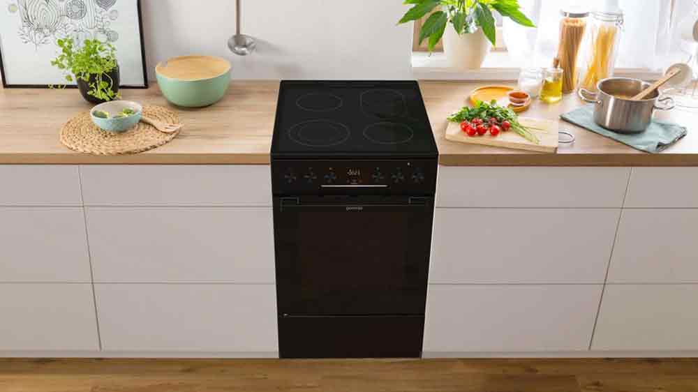 Elektrický sporák Gorenje GECS5C70BPA v kuchyni_04