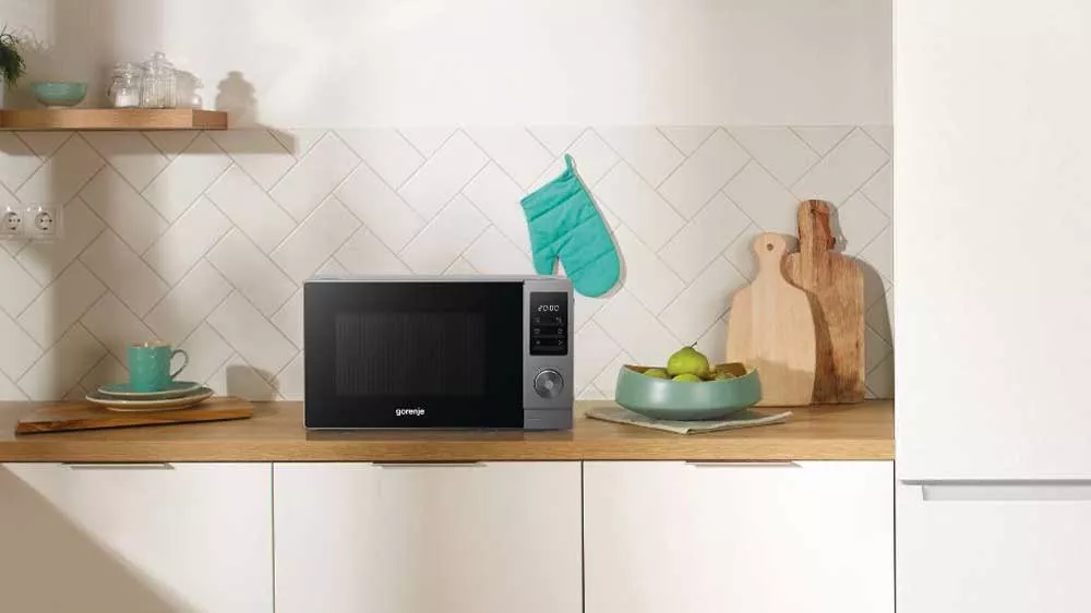 Mikrovlnná trouba Gorenje MO20A3T4 v interiéru_02