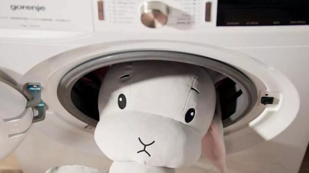 Ply&scaron;&aacute;k vytažen&yacute; ze su&scaron;ičky Gorenje_05