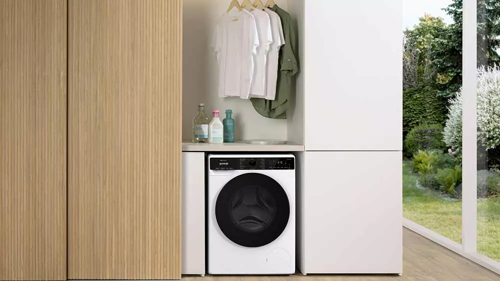 Pračka s předním plněním Gorenje W2PNA84SAW/CZ v interiéru_02