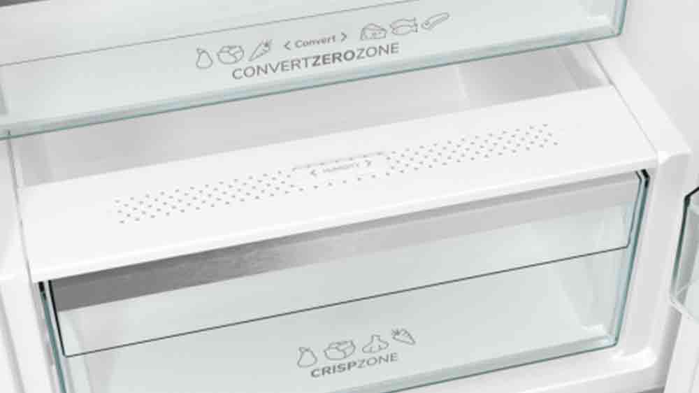 Chladnička kombinovaná Gorenje NRK618C61X4WFE má v mrazicí části 3 zásuvky_05