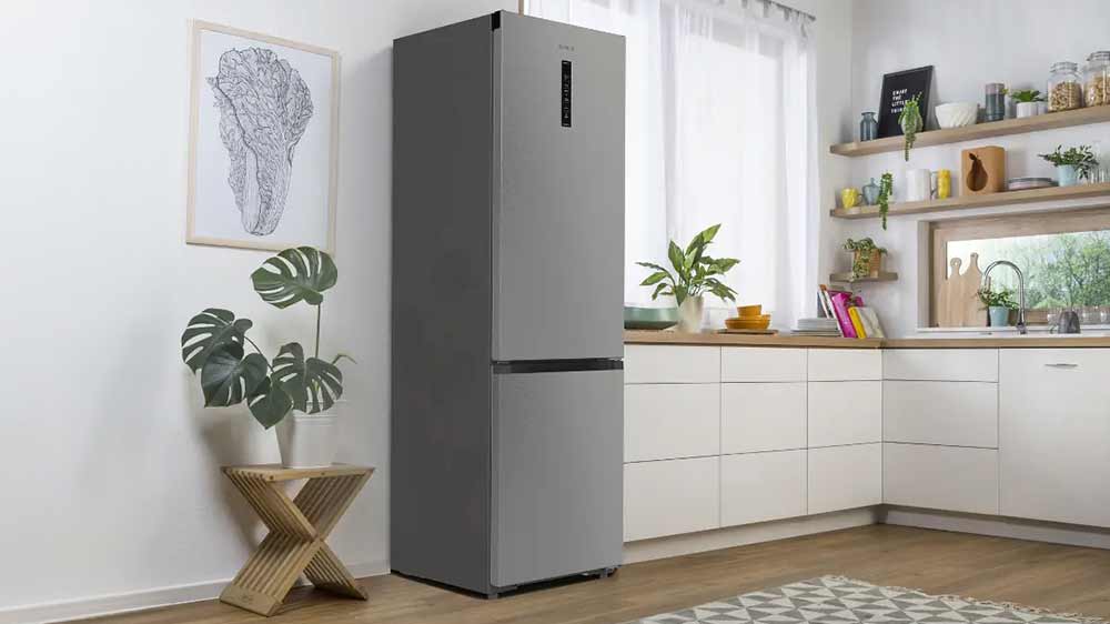 Kombinovaná lednice Gorenje NRB620C61X4WFE v kuchyni_02