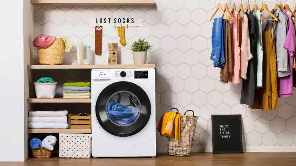 Pračka s předním plněním Gorenje WPNEI82A1SWIFI v interiéru_02