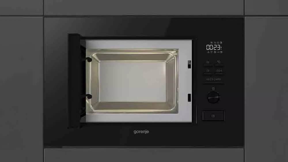 Vnitřní prostor mikrovlnné trouby Gorenje BM201M2BG_02
