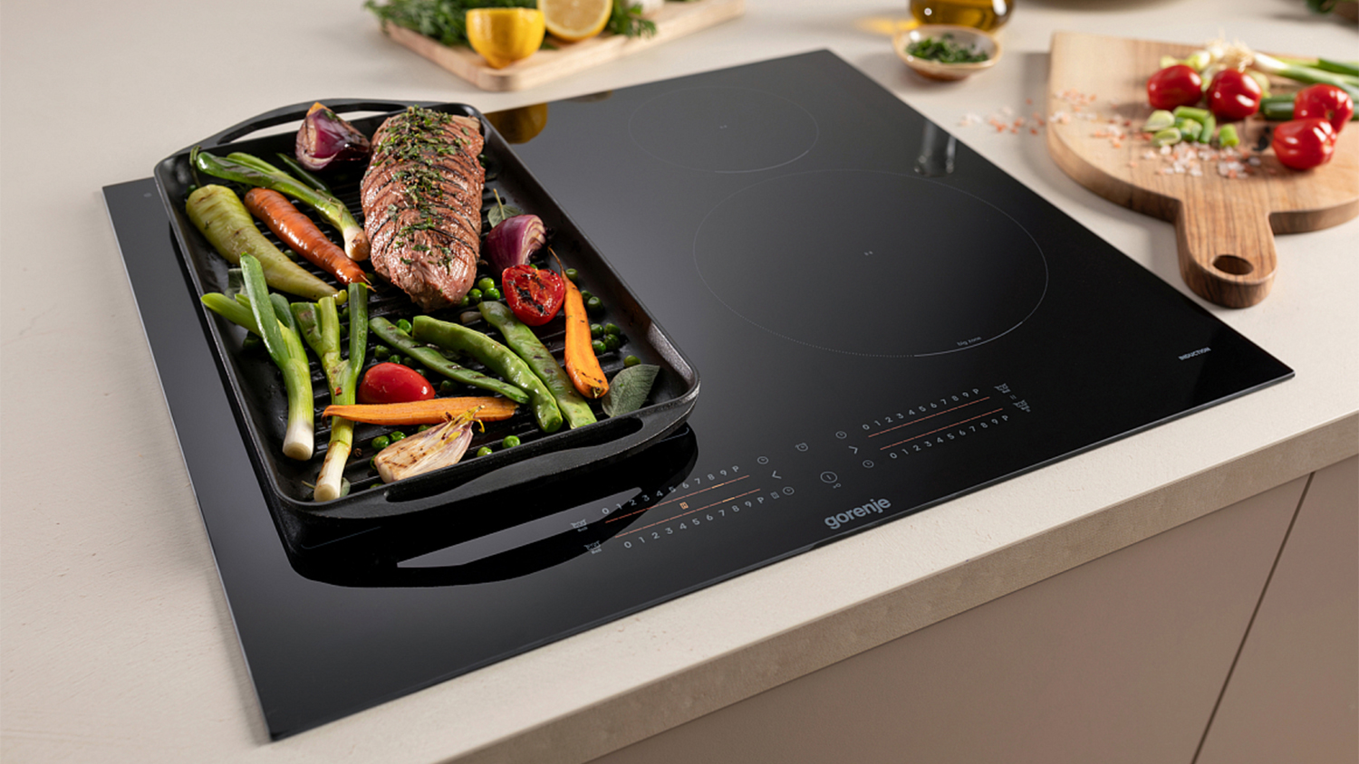 Indukční varná deska Gorenje GI6432AB se spojenými 2 zónami
