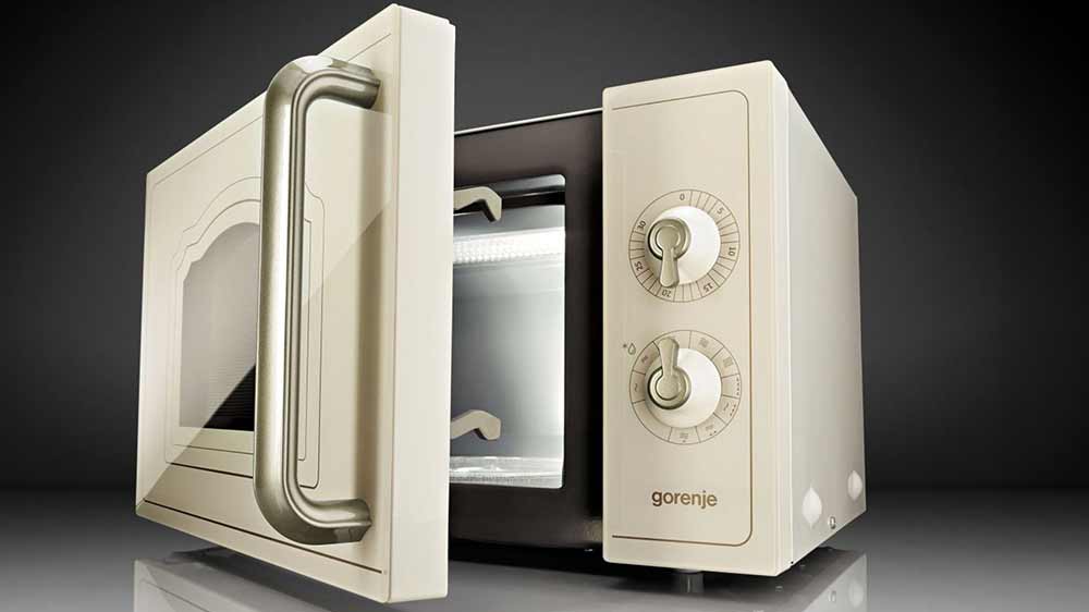 Mikrovlnná trouba Gorenje MO4250CLI má výjimečný retro design_04