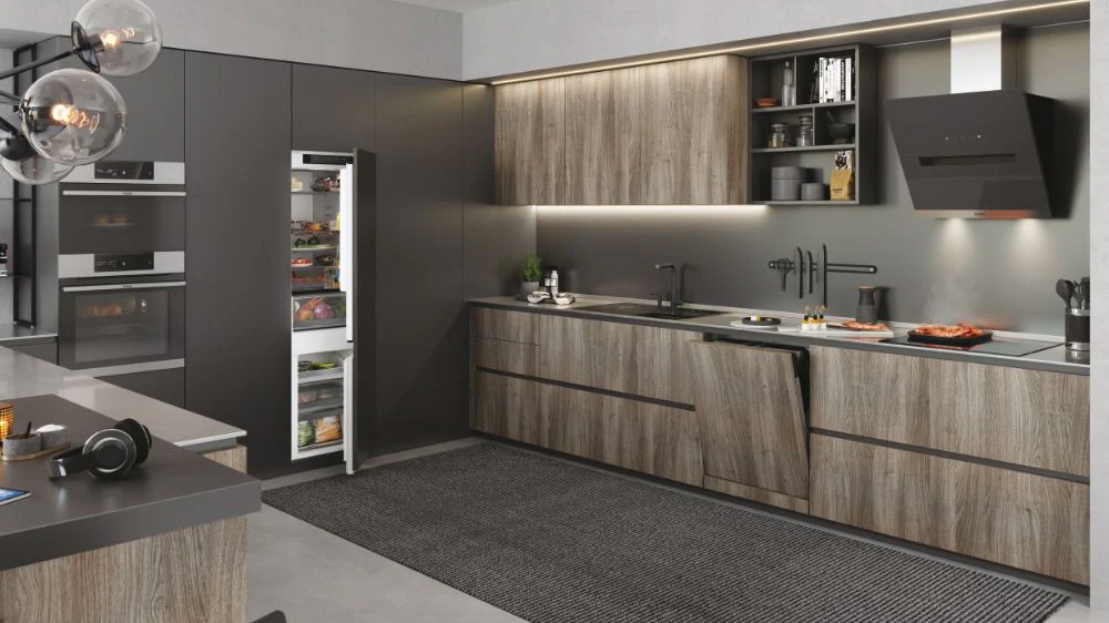 Kuchyň s chladničkou Haier SBS 90 Series 3 HSR3918ENPB_04