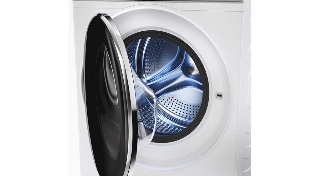 Slim pračka Haier I-Pro Series 7 Plus HW80-B14979TU1 a otevřená dvířka_02