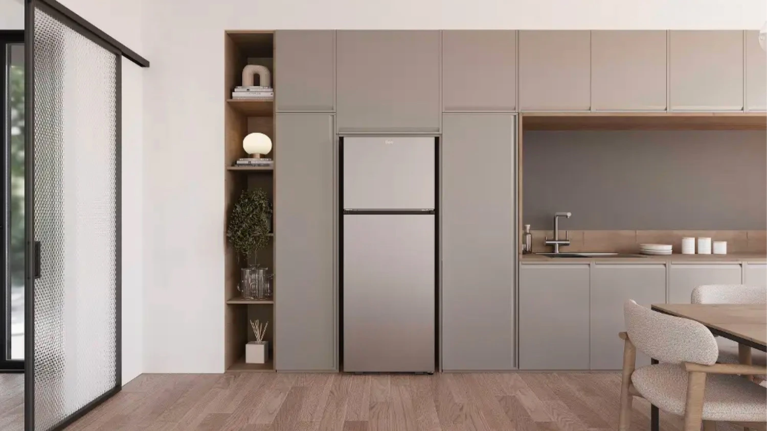 Kombinovaná chladnička Haier HPR5718DNMX v kuchyni
