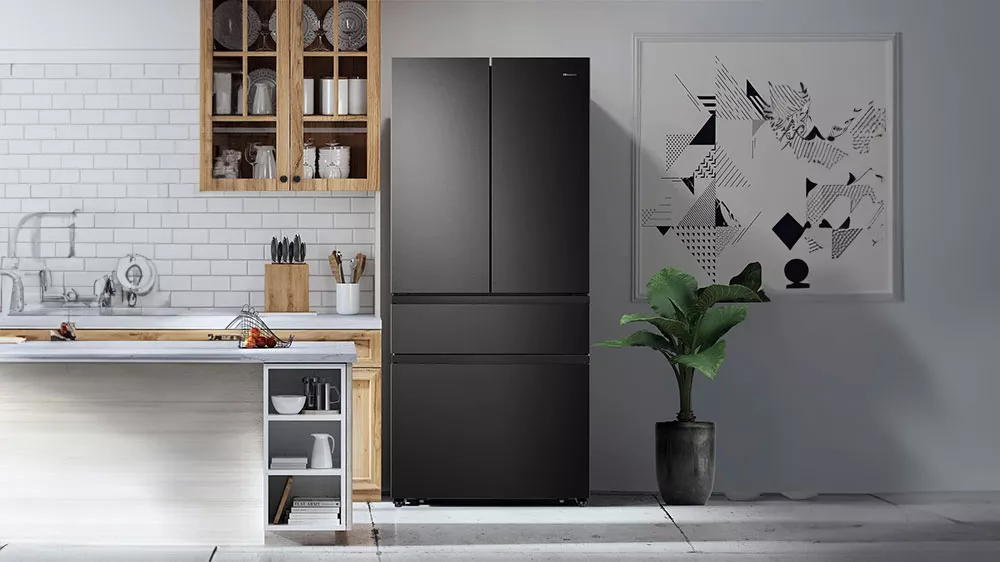 Chladnička French door Hisense RF540N4SBF2 v interiru_02