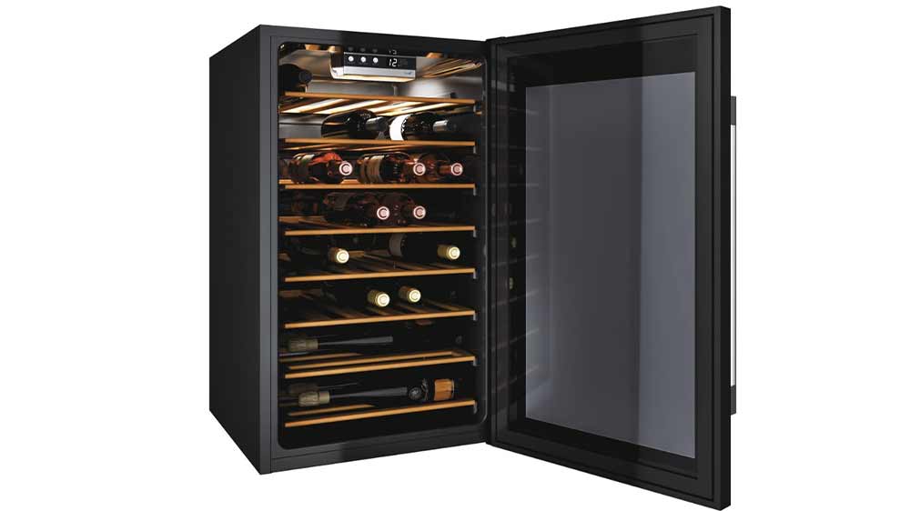 Otevřená vinotéka HOOVER HWC 154 EELW/N_03