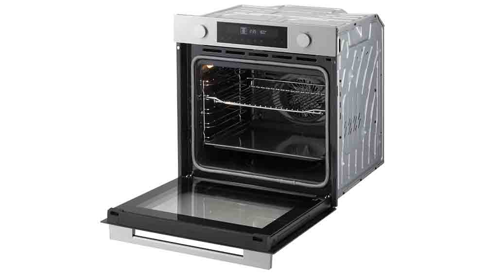 Vnitřní prostor trouby LG_04