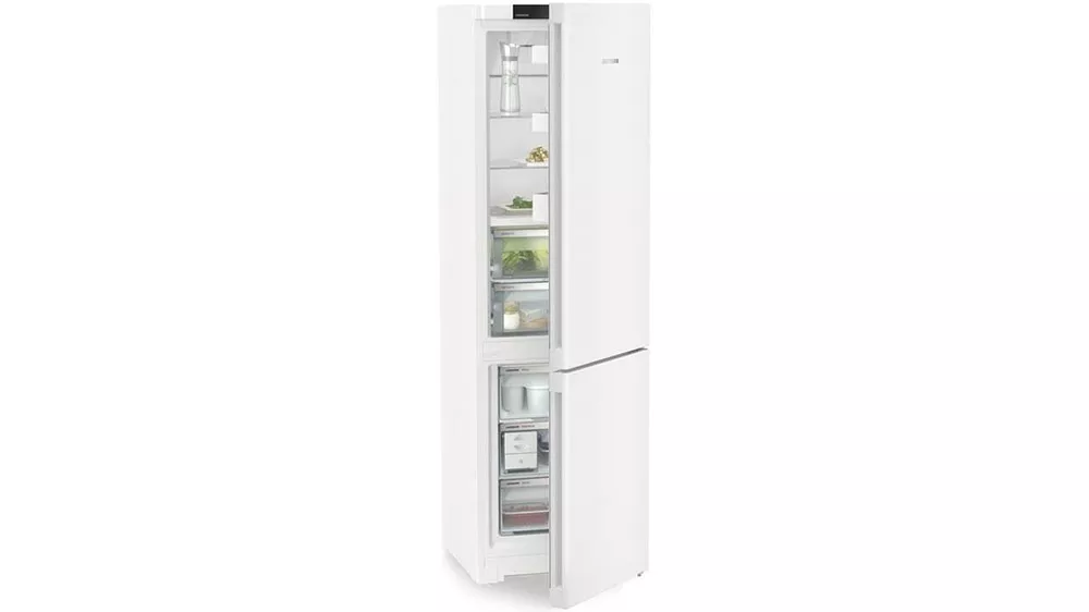 Pootevřená chladnička Liebherr CBNc 5723 s jídlem_03