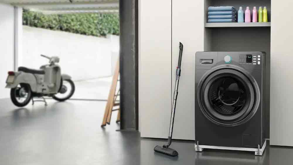 Práčka v interiéri usadená na podložke Meliconi 656149_02