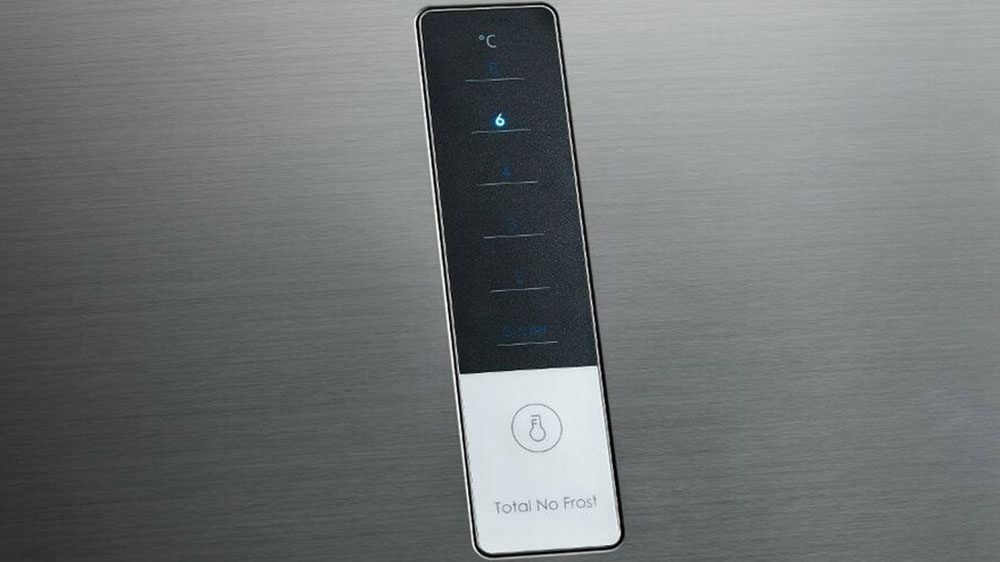 Displej kombinované chladničky Midea MDRB424FGE02OA_03