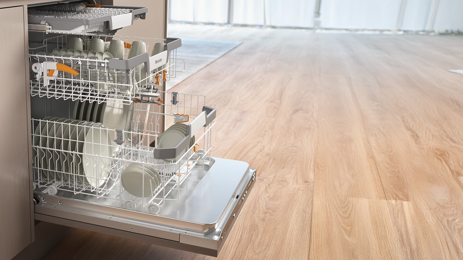 Vysunut&eacute; ko&scaron;e um&yacute;vačky Miele G 7260 SCVi