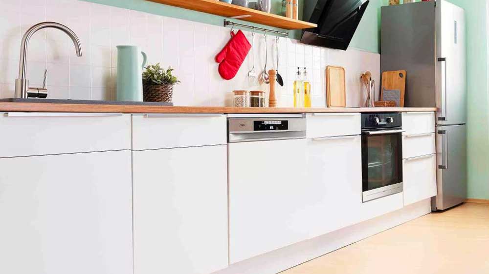 Myčka Mora VM 6465 X zabodovan&aacute; v kuchyňsk&eacute; lince_03