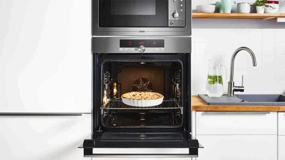 Kuchyňa a otvorená rúra Mora VTS 785 DB s jedlom_04