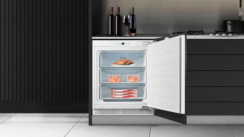 Vestavný mrazák Philco PTF 1013 EBU_02