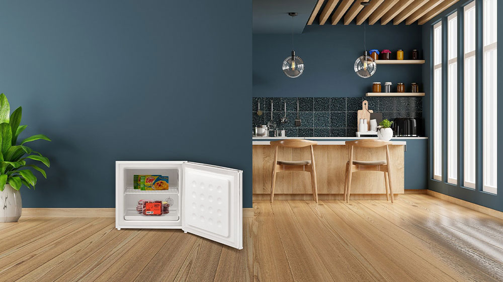 Mraznička Philco PSF 31 E Cube v interiéru_03