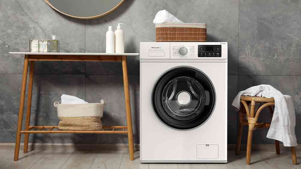 Pračka Philco PLDI 128 A20 v koupelně_02