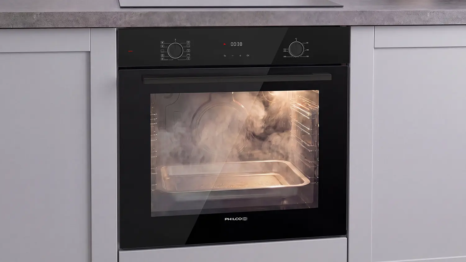 Vstavaná rúra Philco POB 7310 B, v ktorej je spustený program SteamClean.