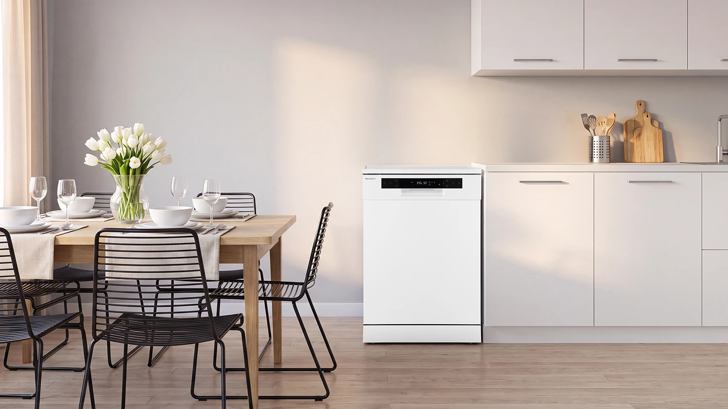 Volně stoj&iacute;c&iacute; myčka Philco PDI 1467 BOW v&nbsp;moderně zař&iacute;zen&eacute;m kuchyni.