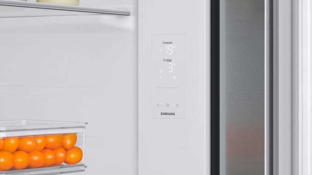Americká lednice Samsung RS66DG815CSLEF vejce_04