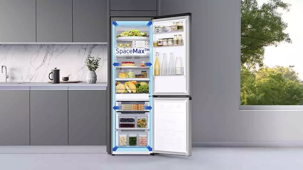 Izolace SpaceMax u kombinované chladničky SAMSUNG RB34C600ESA/EF_02